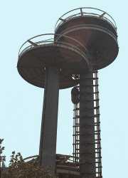 Derelick elevator at mid-level